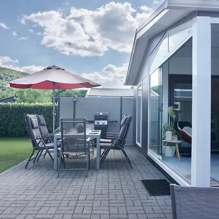 Ferienhaus Ufergeheimnis Am Guelser Moselbogen I 2 Sz I 5 Gaeste I Badebucht I Grill I Garten * Koblenz (Rhineland-Palatinate)