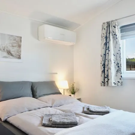 Apartment Ferienhaus Ufergeheimnis Am Guelser Moselbogen I 2 Sz I 5 Gaeste I Badebucht I Grill I Garten *