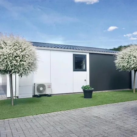 Ferienhaus Ufergeheimnis Am Guelser Moselbogen I 2 Sz I 5 Gaeste I Badebucht I Grill I Garten * Koblenz (Rhineland-Palatinate)