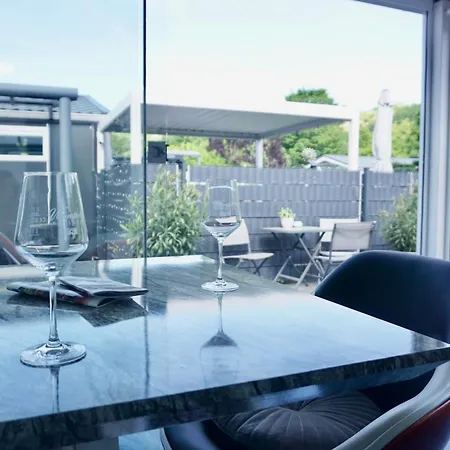 Ufergeheimnis Am Gülser Moselbogen I 2 Sz I 5 Gäste I Badebucht I Grill I Garten Apartment Koblenz (Rhineland-Palatinate)