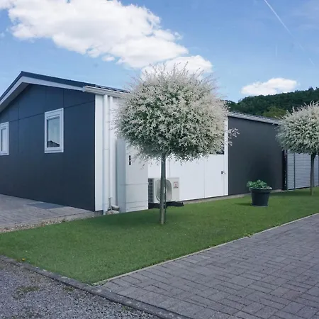 Apartment Ferienhaus Ufergeheimnis Am Guelser Moselbogen I 2 Sz I 5 Gaeste I Badebucht I Grill I Garten Koblenz (Rhineland-Palatinate)