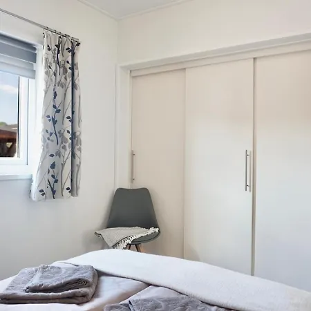 Ferienhaus Ufergeheimnis Am Guelser Moselbogen I 2 Sz I 5 Gaeste I Badebucht I Grill I Garten Apartment