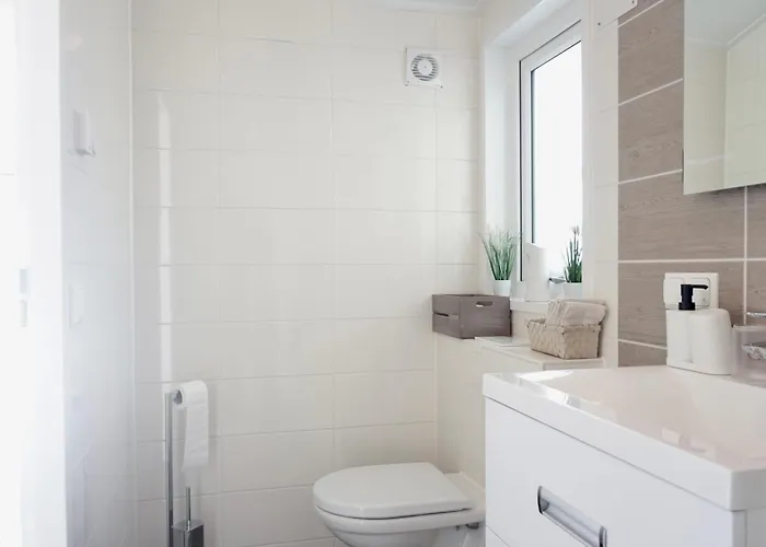 Ufergeheimnis Am Gülser Moselbogen I 2 Sz I 5 Gäste I Badebucht I Grill I Garten Apartment Koblenz (Rhineland-Palatinate)