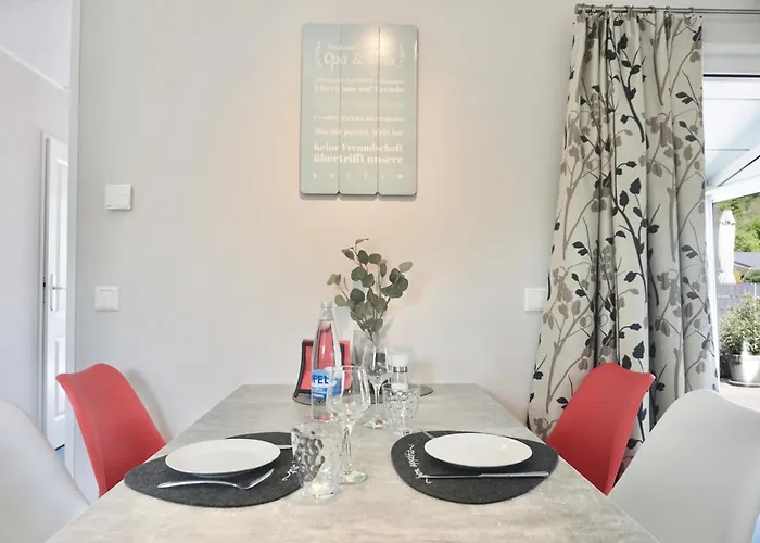 Ufergeheimnis Am Gülser Moselbogen I 2 Sz I 5 Gäste I Badebucht I Grill I Garten * Koblenz (Rhineland-Palatinate)