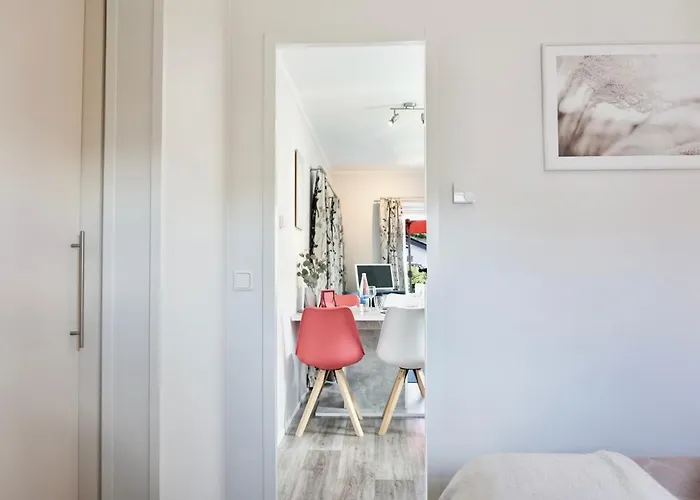 Apartment Ufergeheimnis Am Gülser Moselbogen I 2 Sz I 5 Gäste I Badebucht I Grill I Garten