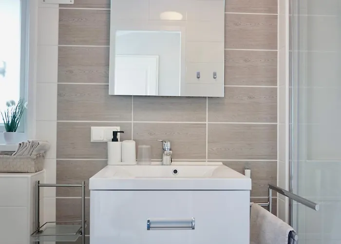 Ufergeheimnis Am Gülser Moselbogen I 2 Sz I 5 Gäste I Badebucht I Grill I Garten Apartment