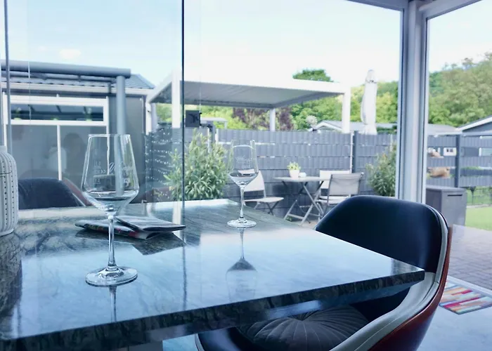 Ufergeheimnis Am Gülser Moselbogen I 2 Sz I 5 Gäste I Badebucht I Grill I Garten Apartment Koblenz (Rhineland-Palatinate)